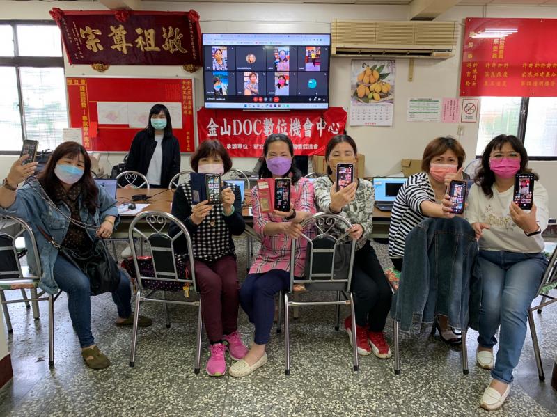 學員完成如何使用線上視訊學習