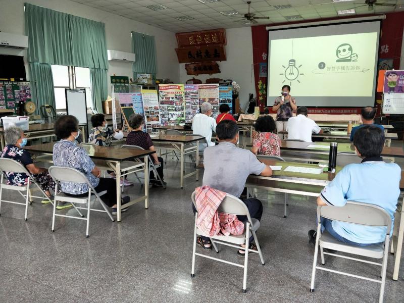 老師為大家介紹目前詐騙的招式有哪些