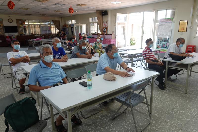 學員們上課的樣子