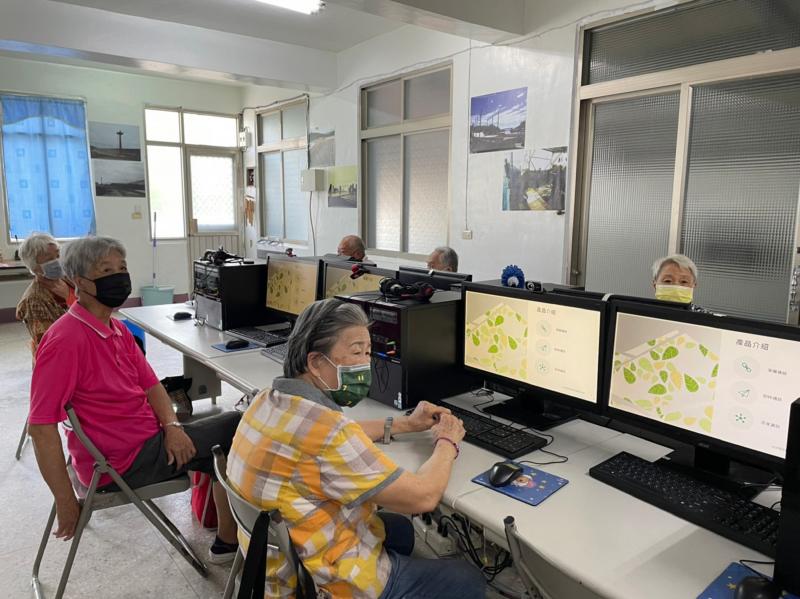 漸漸有雛型出來囉喔