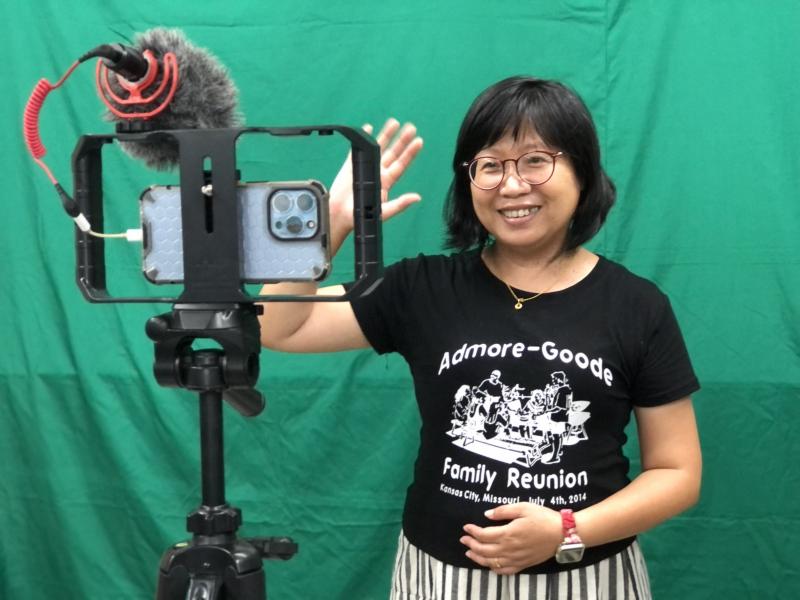 練習錄製主播稿