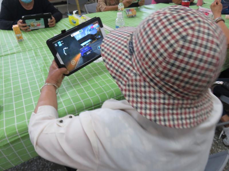 終於會自己操作，甚感欣慰