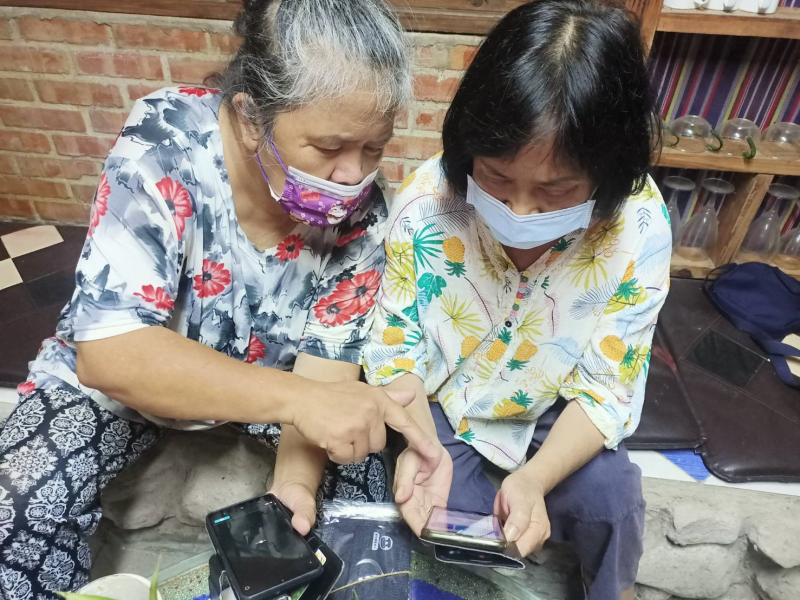 活到老學到老，部落的兩位大姐也一直都是我們DOC課程的忠實學員，相信他們這一次又有了新的數位學習體驗和認識