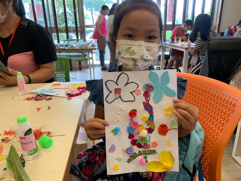 和新住民媽媽一起參加活動