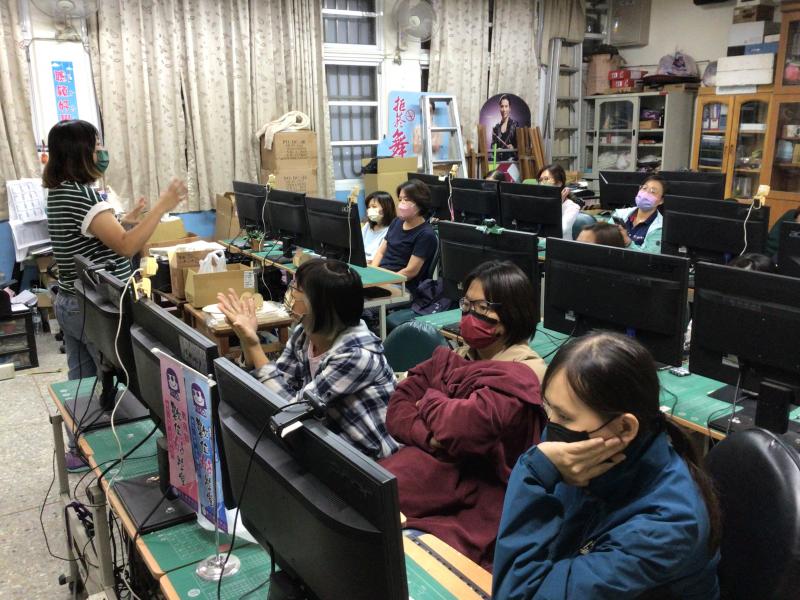 上課講師授課情形