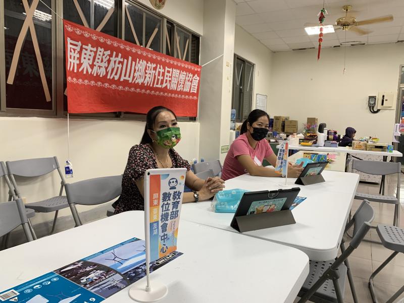 協會總幹事釗蓉總是非常積極地邀請枋山DOC去給她們上數位課程。