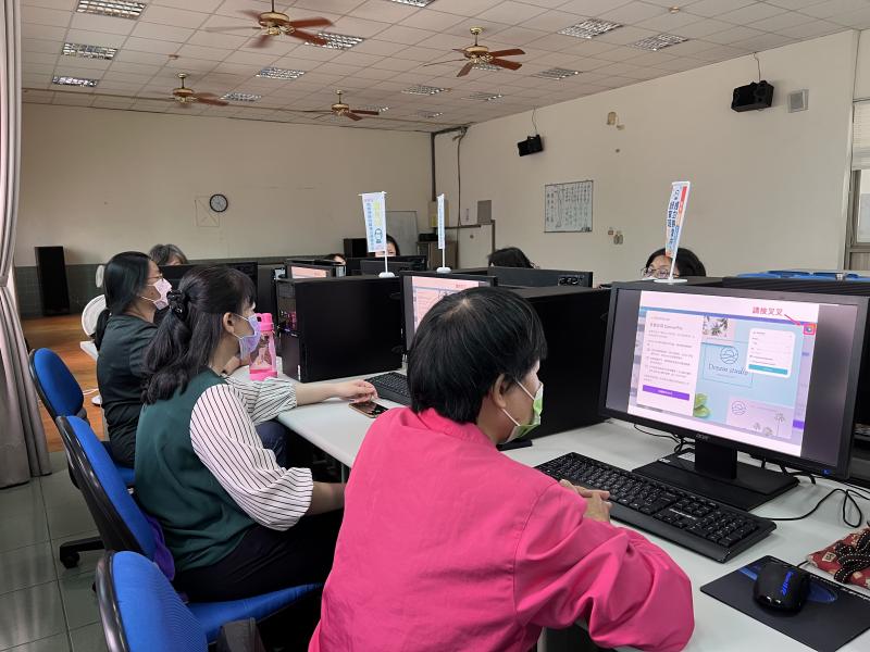 Canva平面設計平臺，提供社群媒體圖形、簡報、海報、文件和其它視覺內容的功能