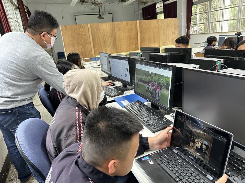 STORY MAP可以整理文字、照片與影音還能夠標示地圖，可以完整呈現學員想要展現的成果。