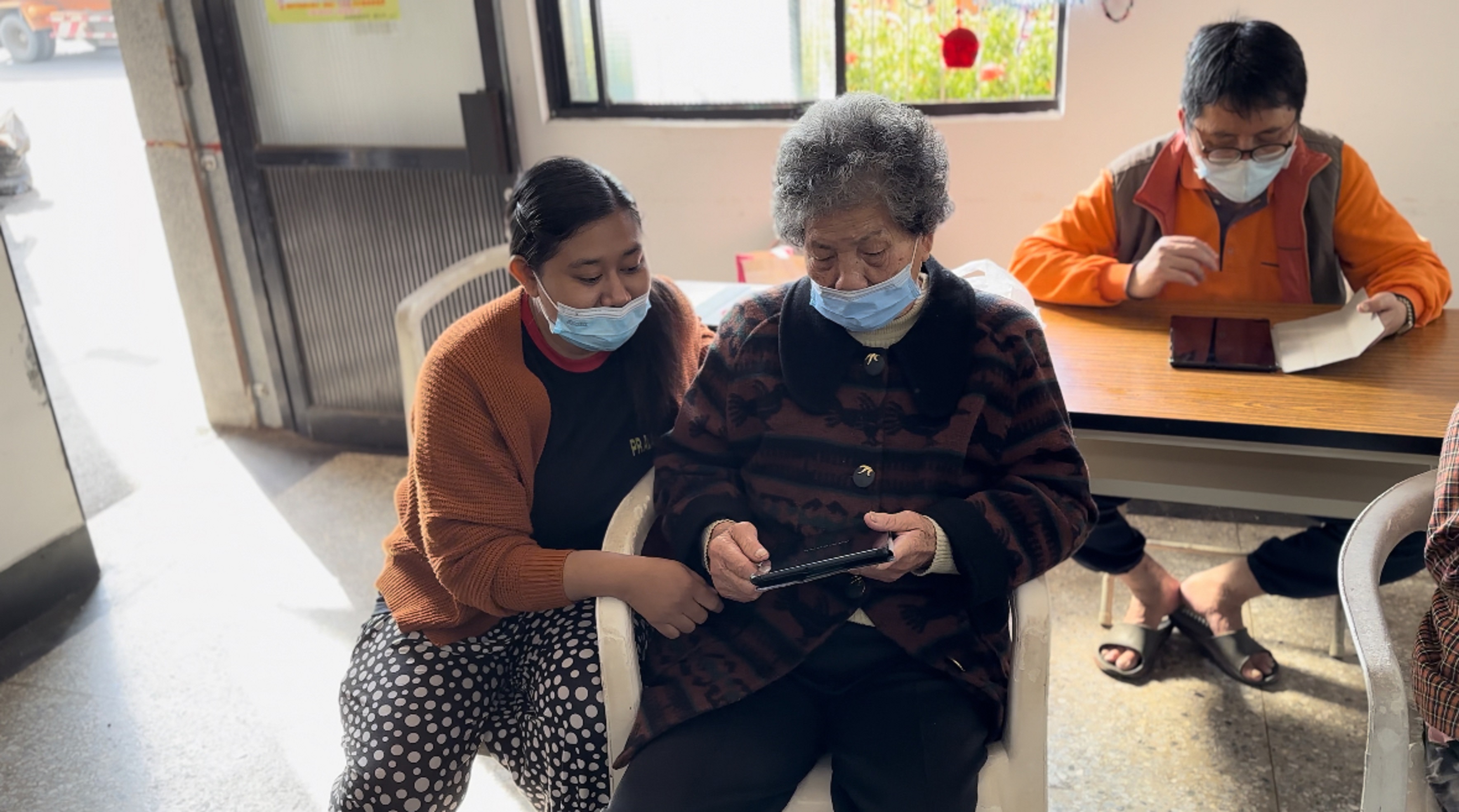 新住民一起上課