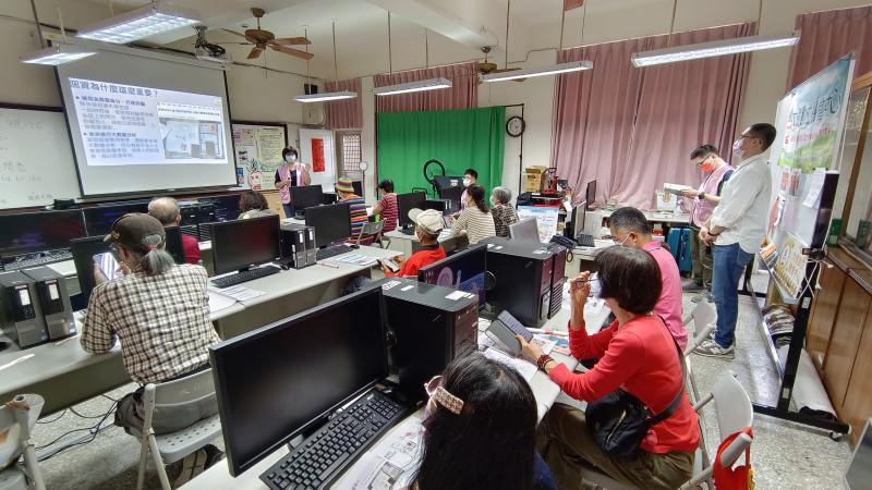 講師介紹個資的重要性