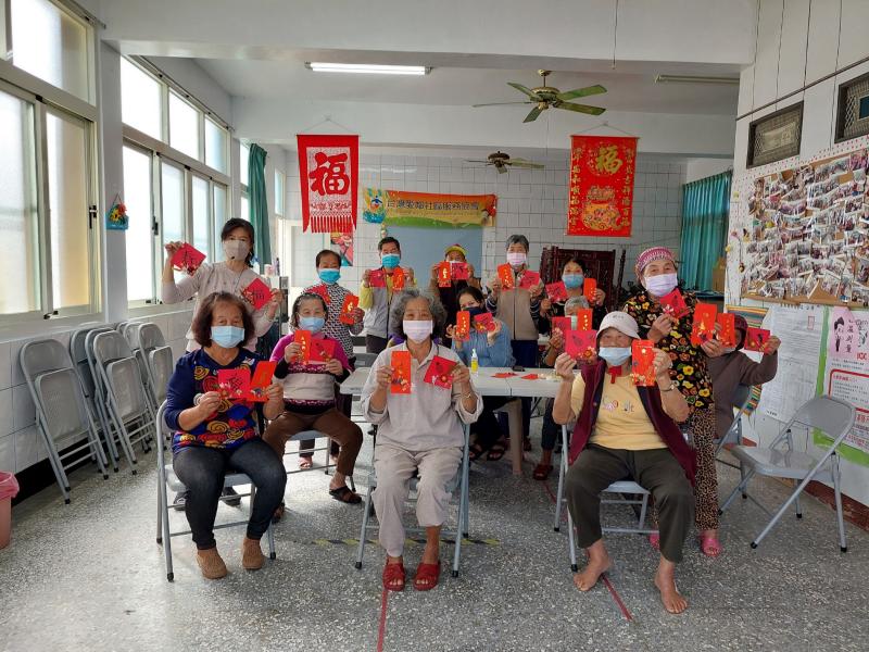 燙金紅包袋完成