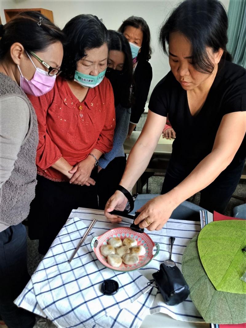 講師引導學員實務練習