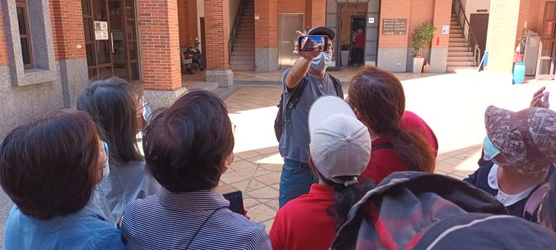 講師提點了許多照相的專業步驟