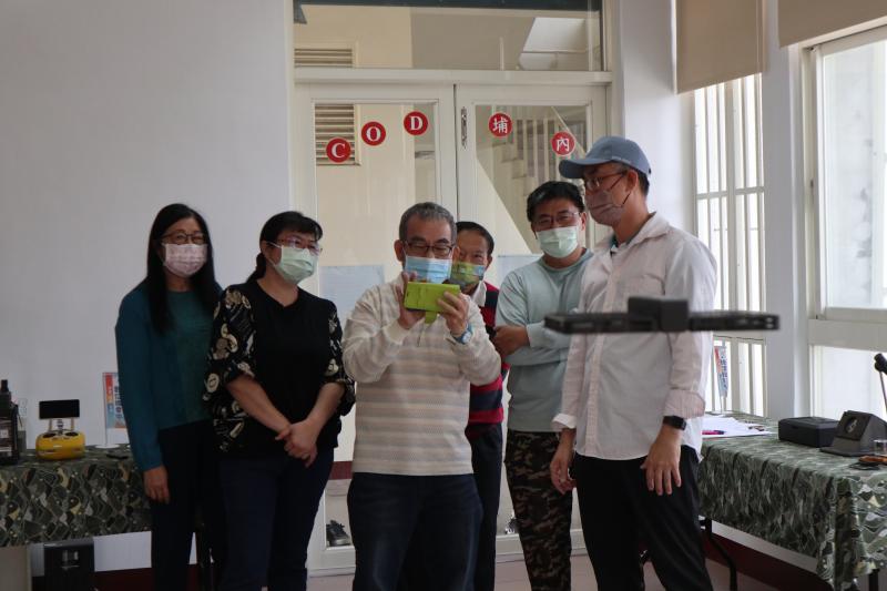 講師指導學員操作