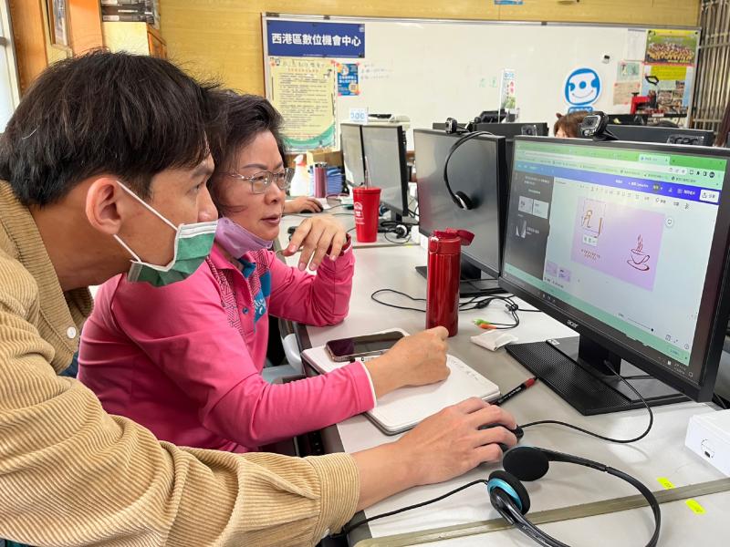 利用canva設計自己的名片