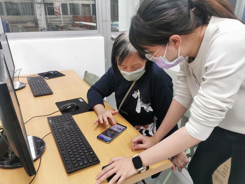 老師與學員一對一教學