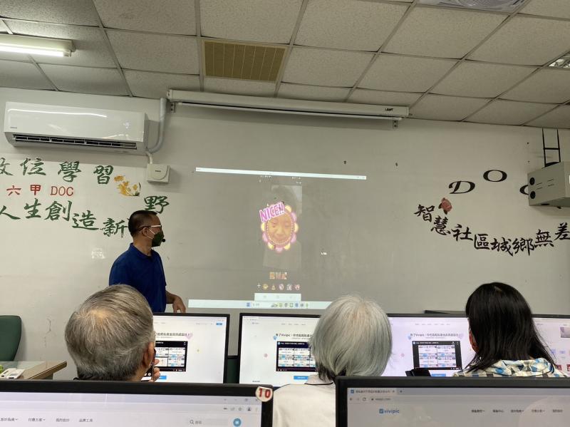 老師實際示範貼圖做法，咻一下一張可愛的貼圖就做好了！新手老手都上手~乖孫可愛的貼圖有著落了！