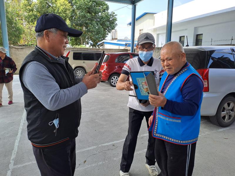 學員學習如何照拍照