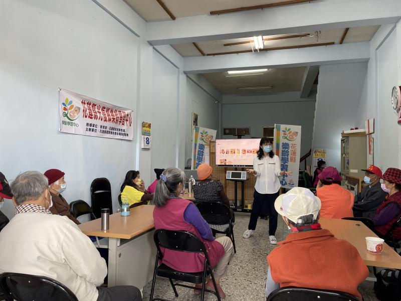 講師說明設備連線