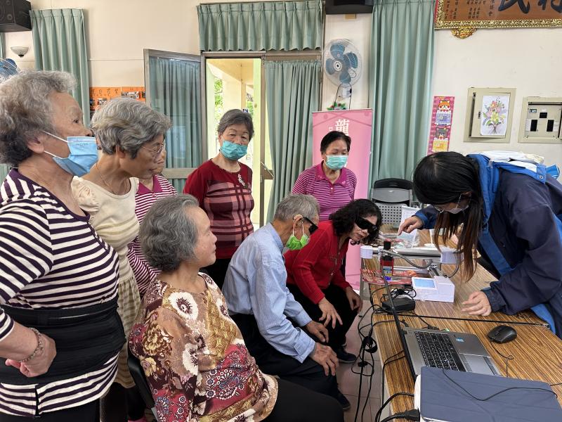 介紹雷雕機操作