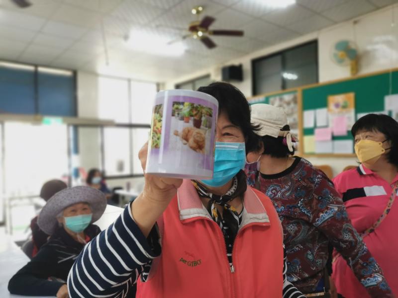 學員自己做馬克杯