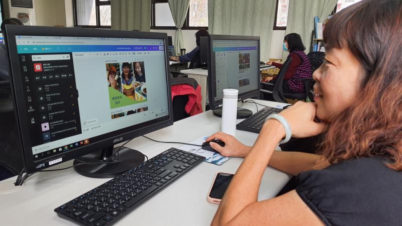 在粉專上傳短影片推廣自家產品。