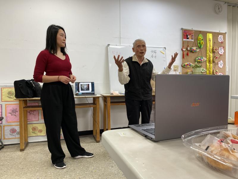 在講師富有親和力和豐富教學經驗的引導下，長者踴躍地分享從未告訴任何人的故事。