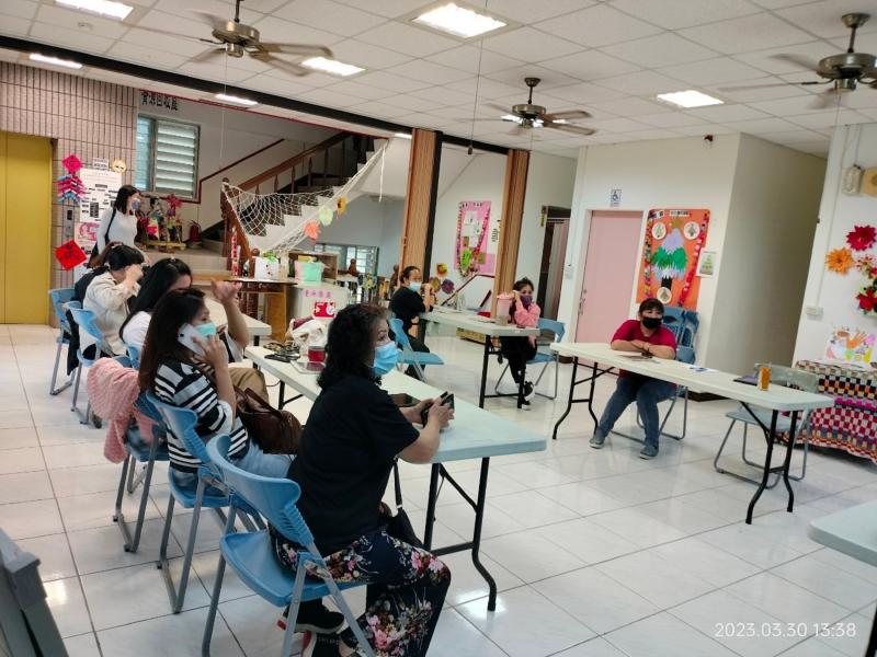 老師課程有趣吸引學員注意