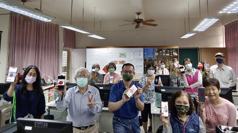 秀出自己完成的貼圖大家都好棒棒