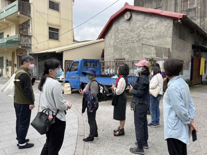 帶大家實際到戶外操作。