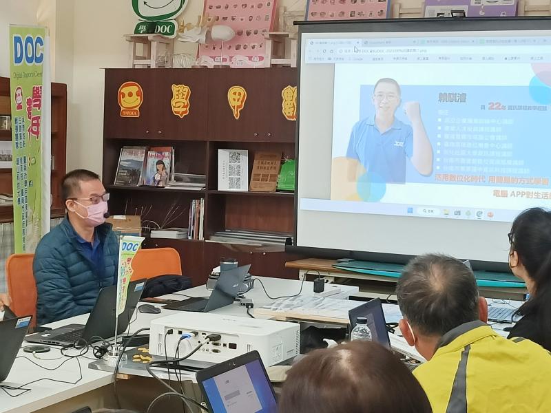 LINE 貼圖課程是非常受歡迎的，因為它們能夠讓人們更加生動地表達自己。