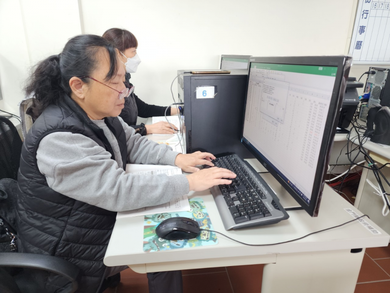 學員能夠自行操作Excel