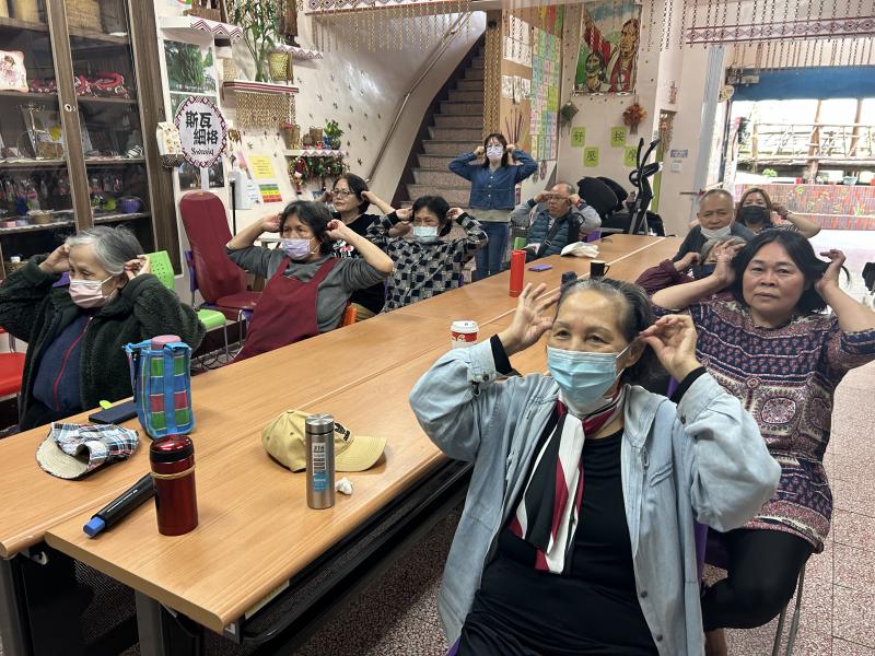 課程中學到的技巧和知識，讓他們對自己的聽力問題有了更清晰的認識，也提高了他們的自信心