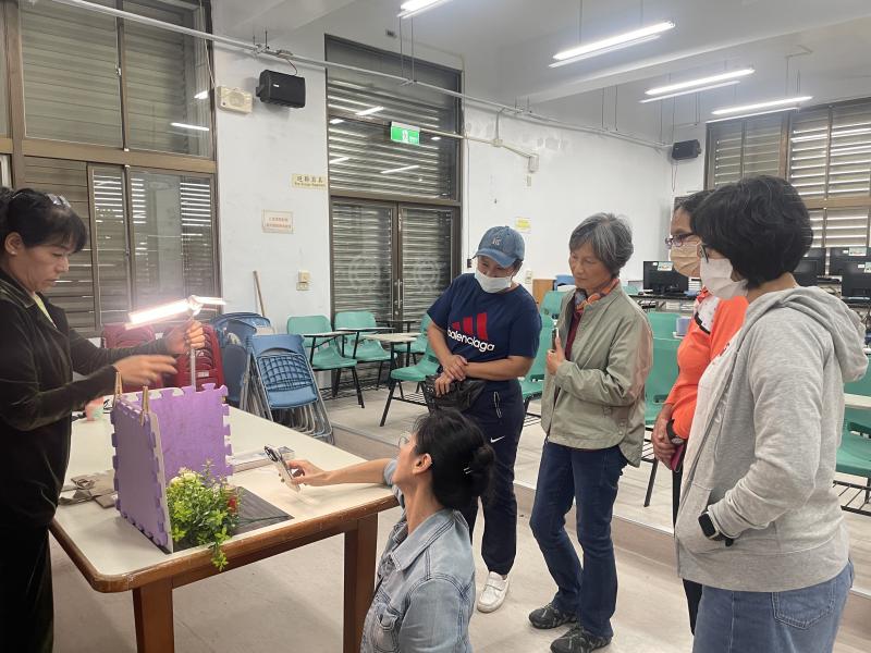 商品怎麼拍，就從打光與背景開始