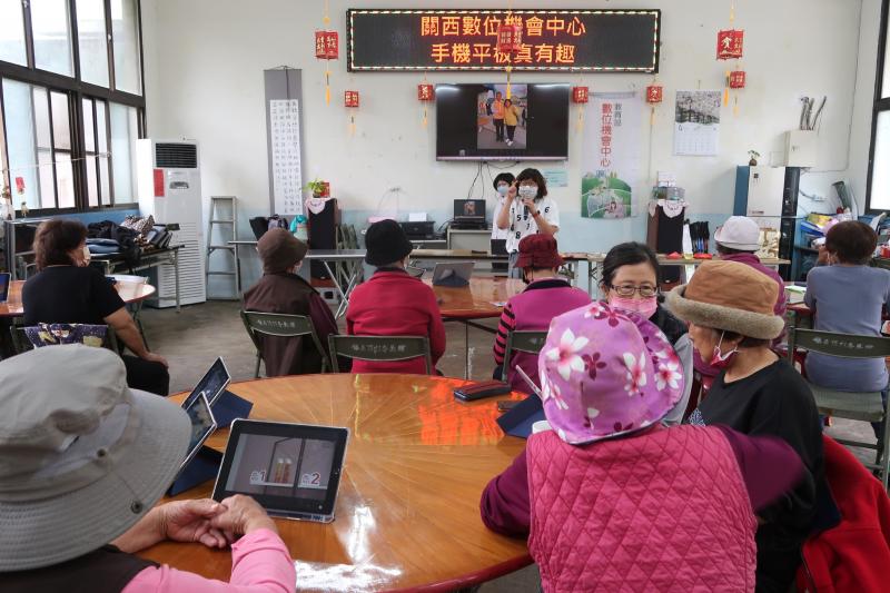 學員分享曾經跟著媽祖進香的經驗