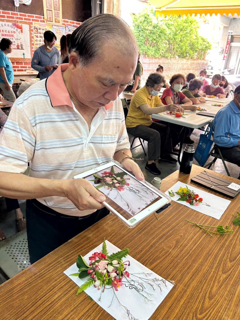 學員自行操作使用