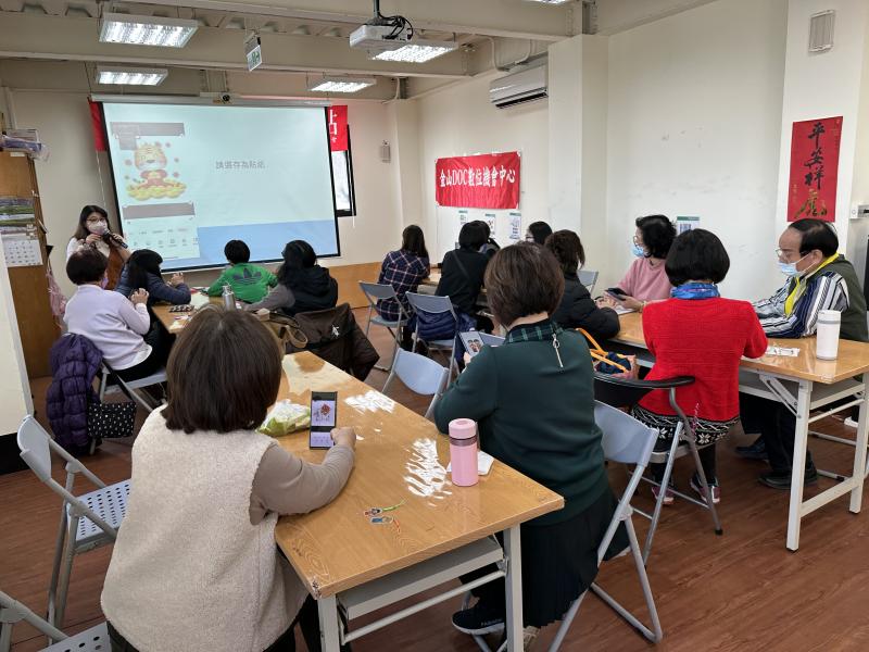 老師講課如何運用手機製作