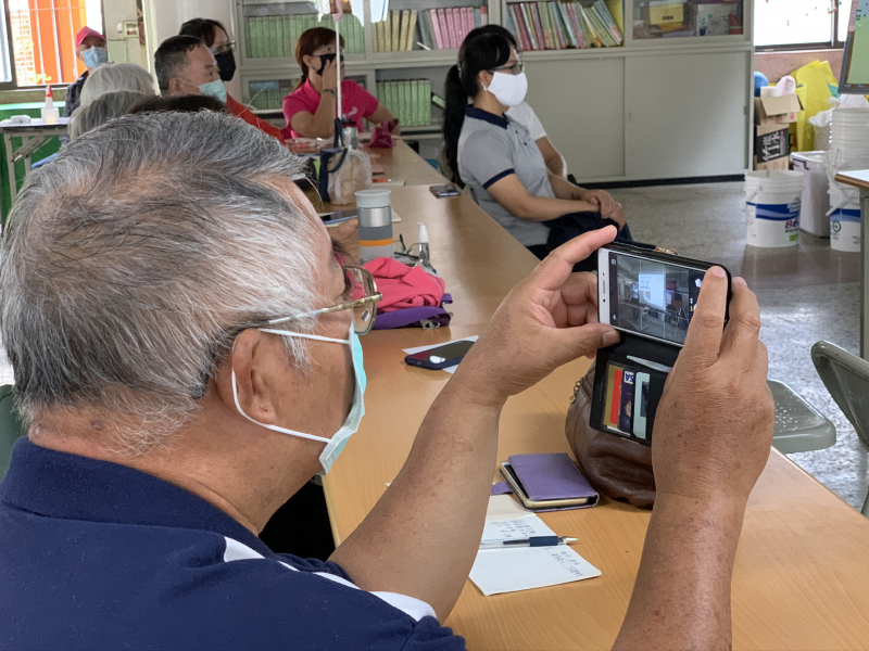 通過課程學習自行嘗試拍攝照片。