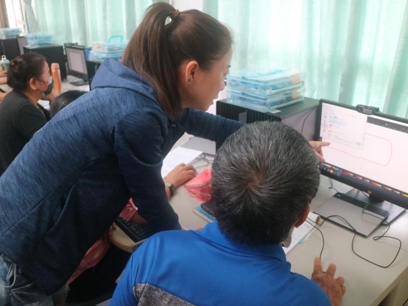 不管課程多難,總會有學得快的學員互相幫忙,所以都能收穫滿滿的.