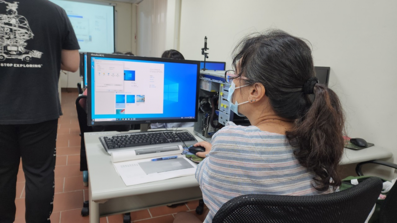 自己動手組裝以及安裝系統的電腦能夠正常使用