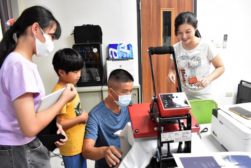 全家E起來享受親子共同創作的時光