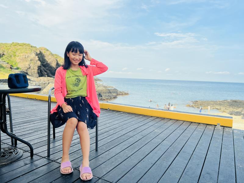 學員嘗試擔任模特兒，讓其他學員透過技巧拍攝個人風格之作品