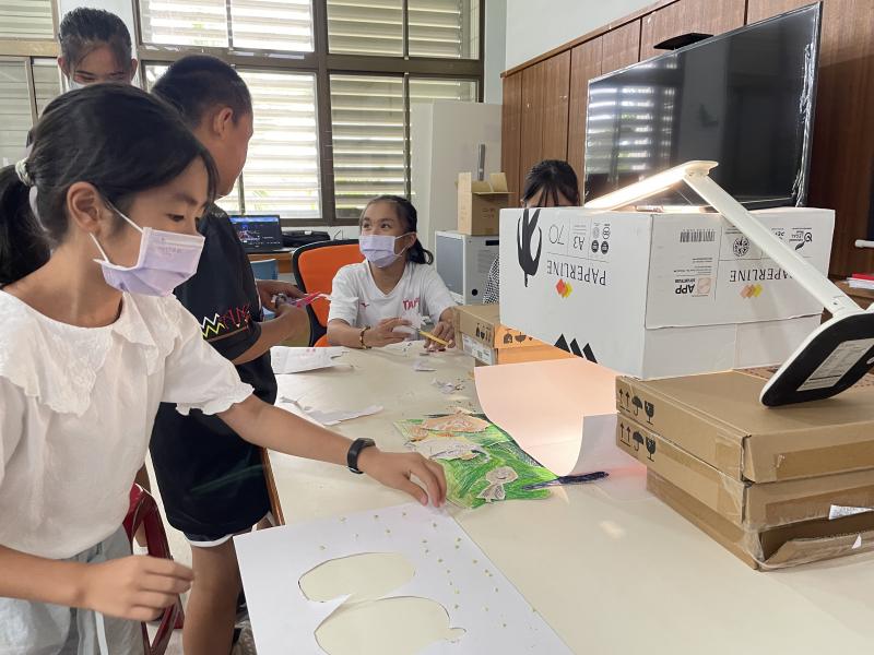 傳說怪物組拍攝中