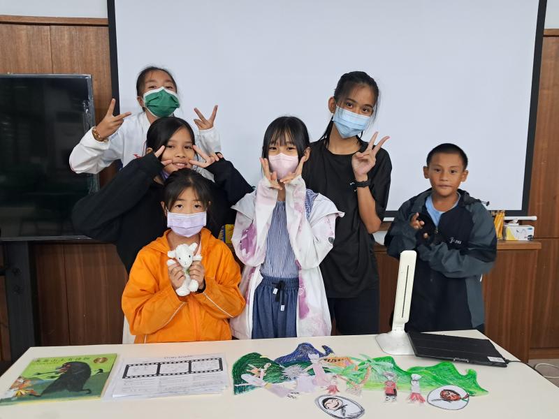 傳說怪物組別合影