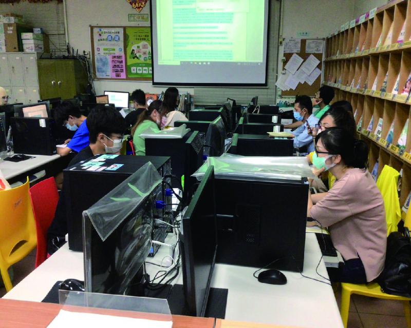 課程學員學習上課操作畫面