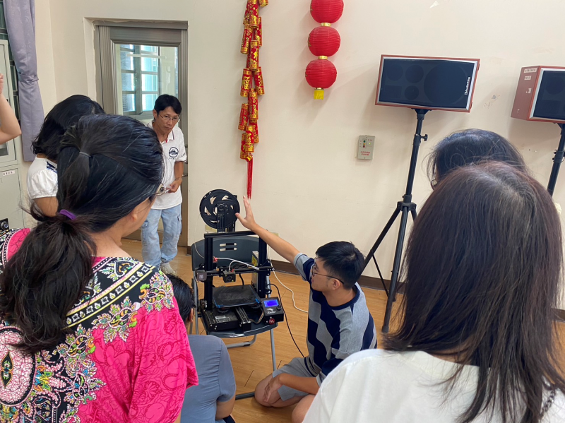 介紹3D列印機的功能及運作方式