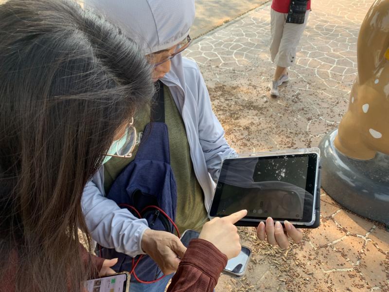 助教協助學員問題排除