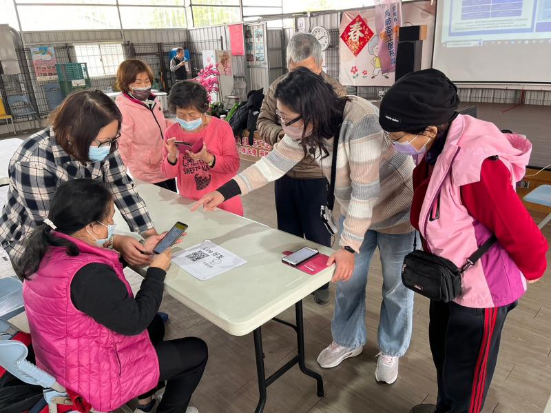 大家來掃碼下載APP~簡單又方便!