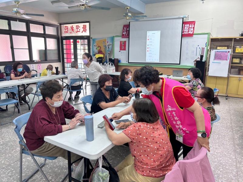 數位機會中心課程推廣.