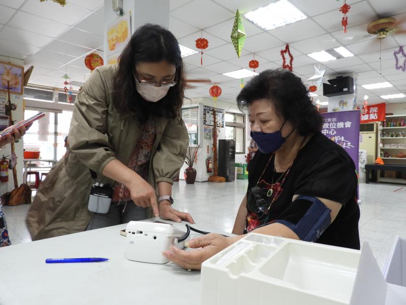 讓學員實際操作，當下的數據是直接傳到自己的手機的時候，就覺得很方便。